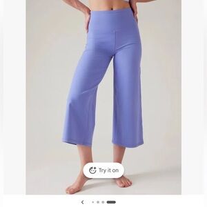 Athleta Black Cropped Wide-Leg Pants